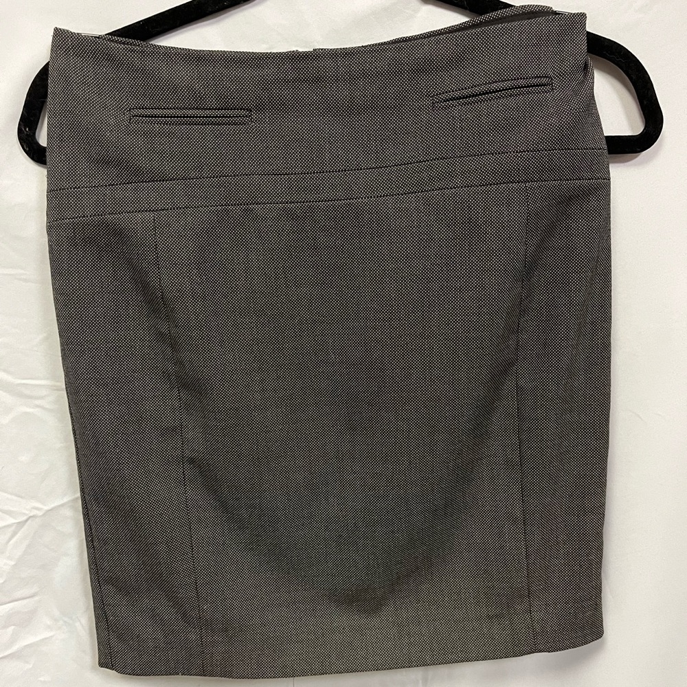 Express pencil above the knee lined skirt